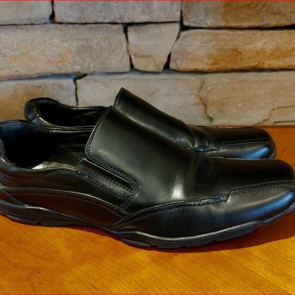 Steve Madden Black Men's Sz 9 Loafer Driving Shoe Vegan Leather Grippy Sole - Picture 2 of 6